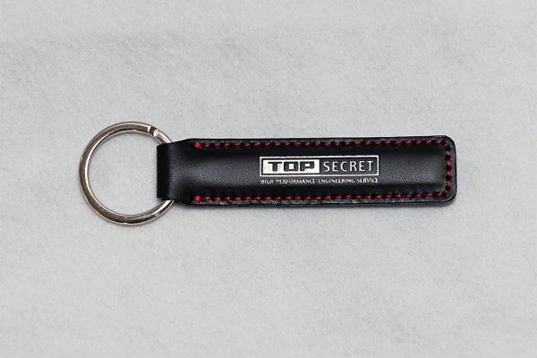 20210112-key-ring-rectangular-black-red-stitch