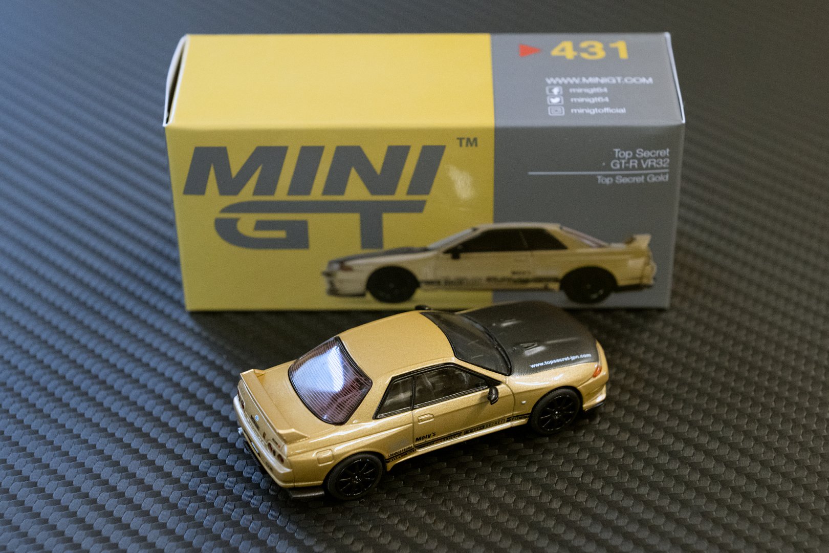 MINI GT 1/64 VR32 GTR TOPSECRET