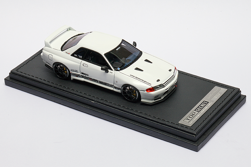 イグニッションモデル 1/18 トップシークレット GTR VR32 シルバー